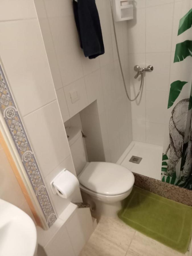 Alojamiento Playa Chica, Los Pozos Habitaciones 푸에르토델로사리오 외부 사진